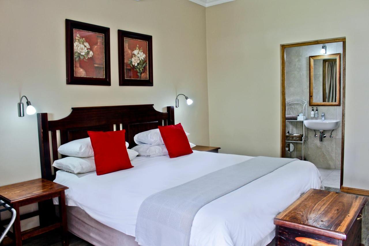 17 On Bird Guest House Beaufort West Esterno foto