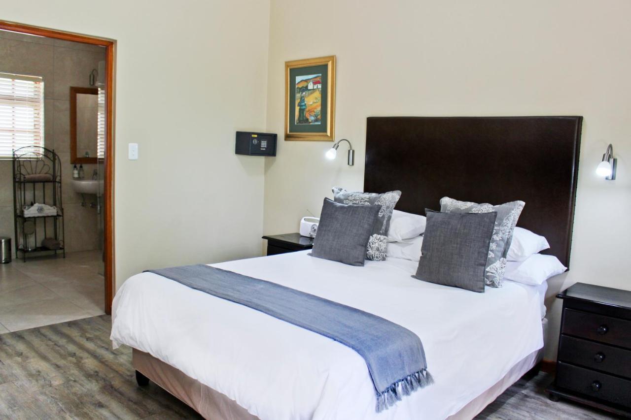 17 On Bird Guest House Beaufort West Esterno foto