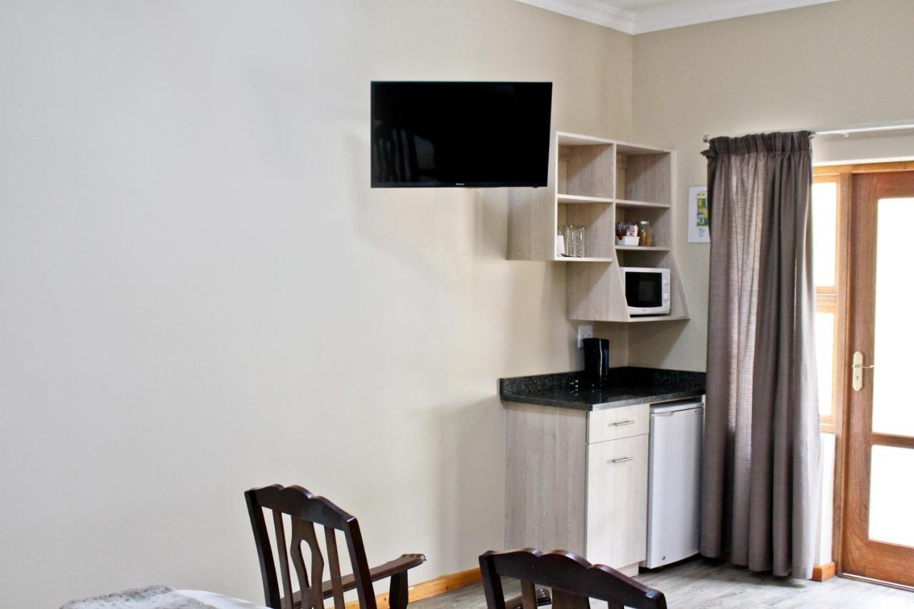 17 On Bird Guest House Beaufort West Esterno foto