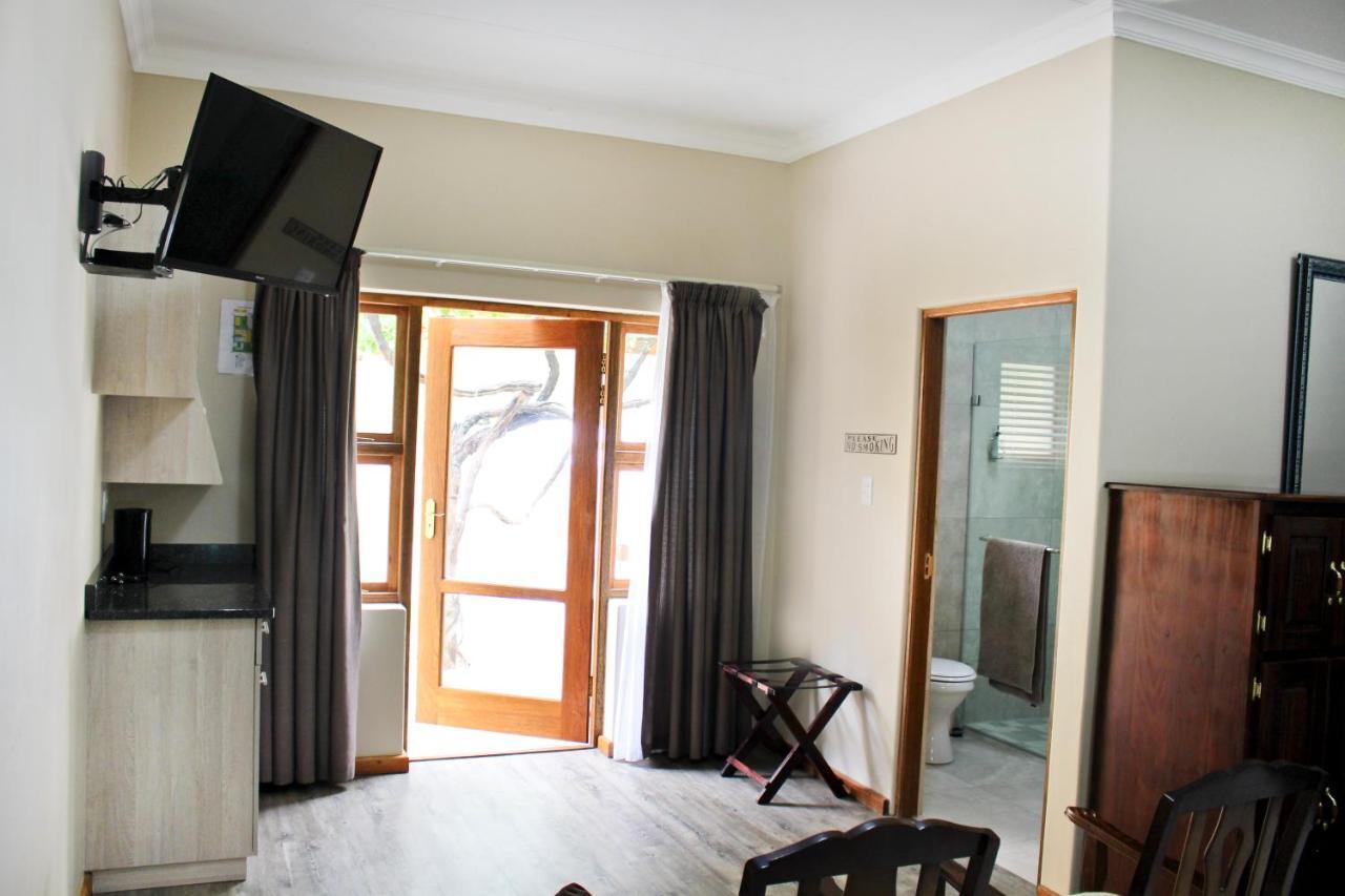17 On Bird Guest House Beaufort West Esterno foto